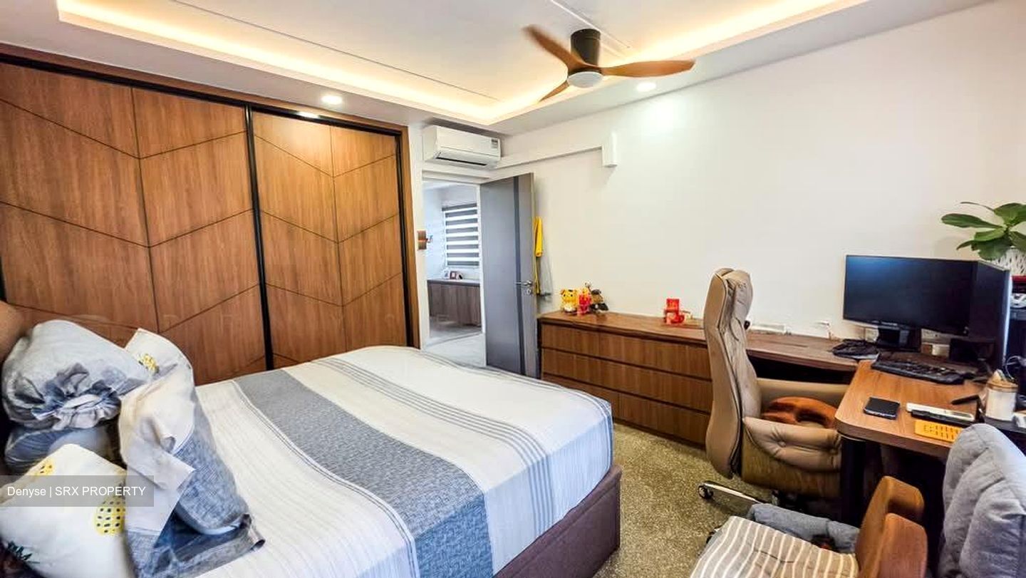 Blk 19 Queen's Close (Queenstown), HDB 5 Rooms #577218571